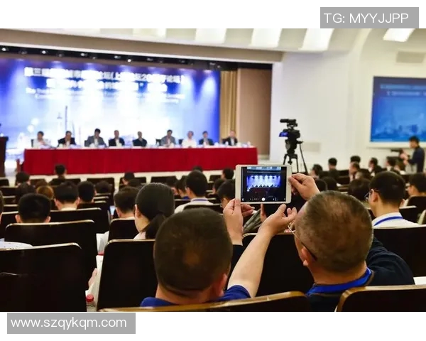 大学生与穆尔天主的思想碰撞与信仰探索之旅