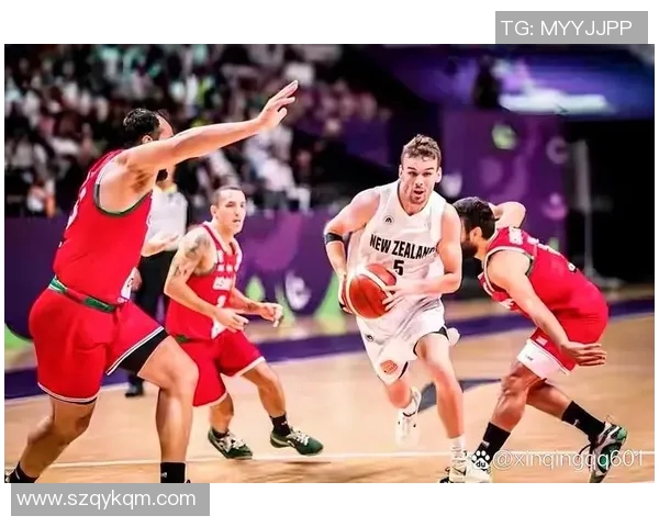 中国男篮在昆山迎战立陶宛全力以赴争取胜利的精彩对决